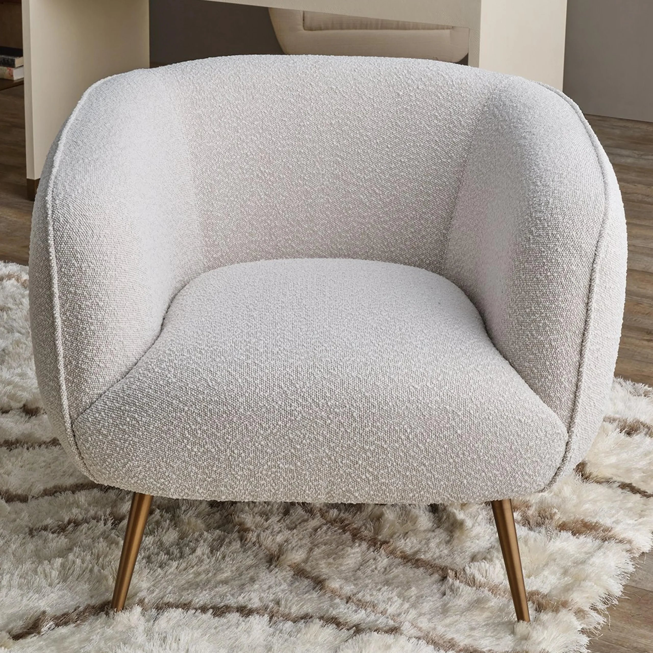 Abrazo Accent Chair