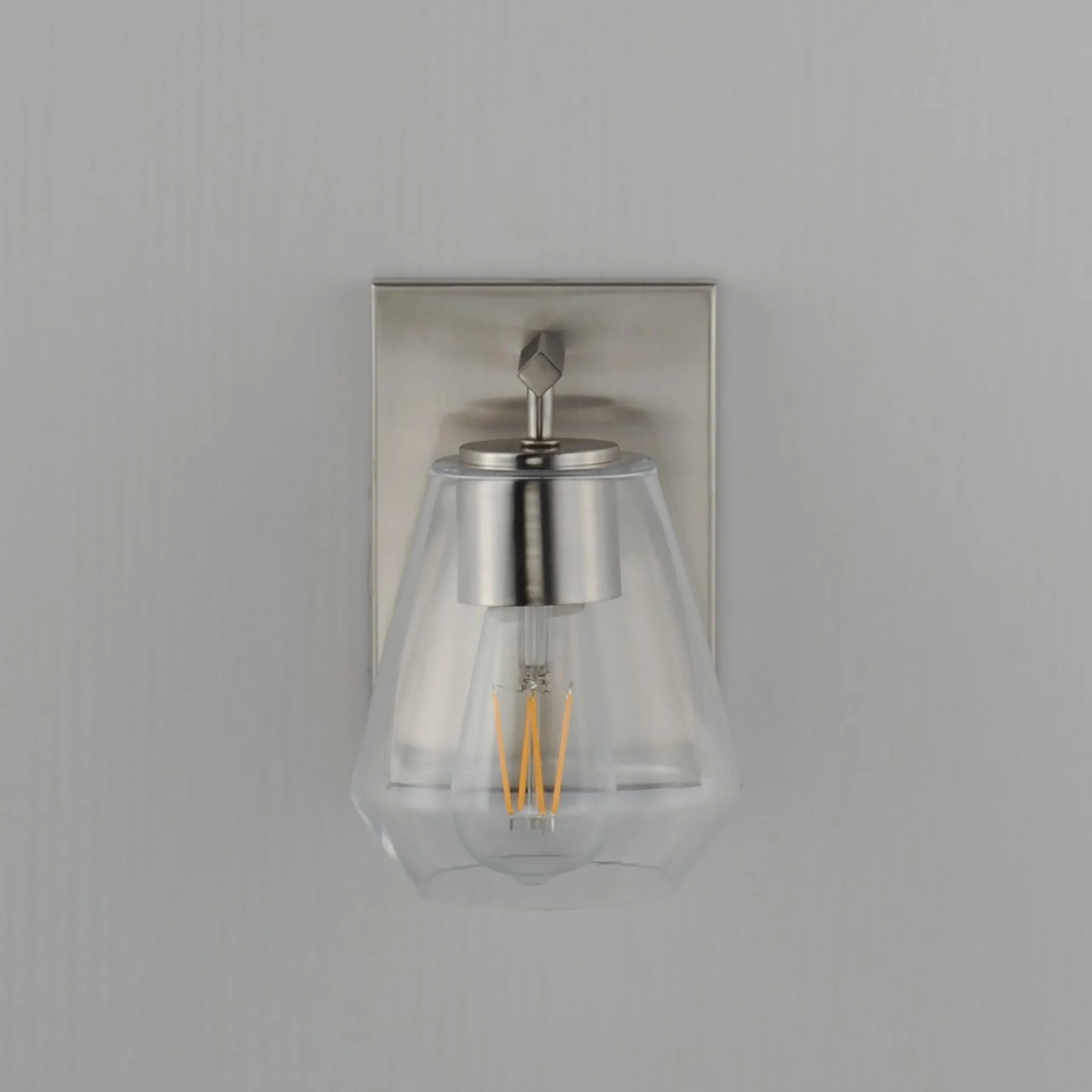Adamas Bath Sconce