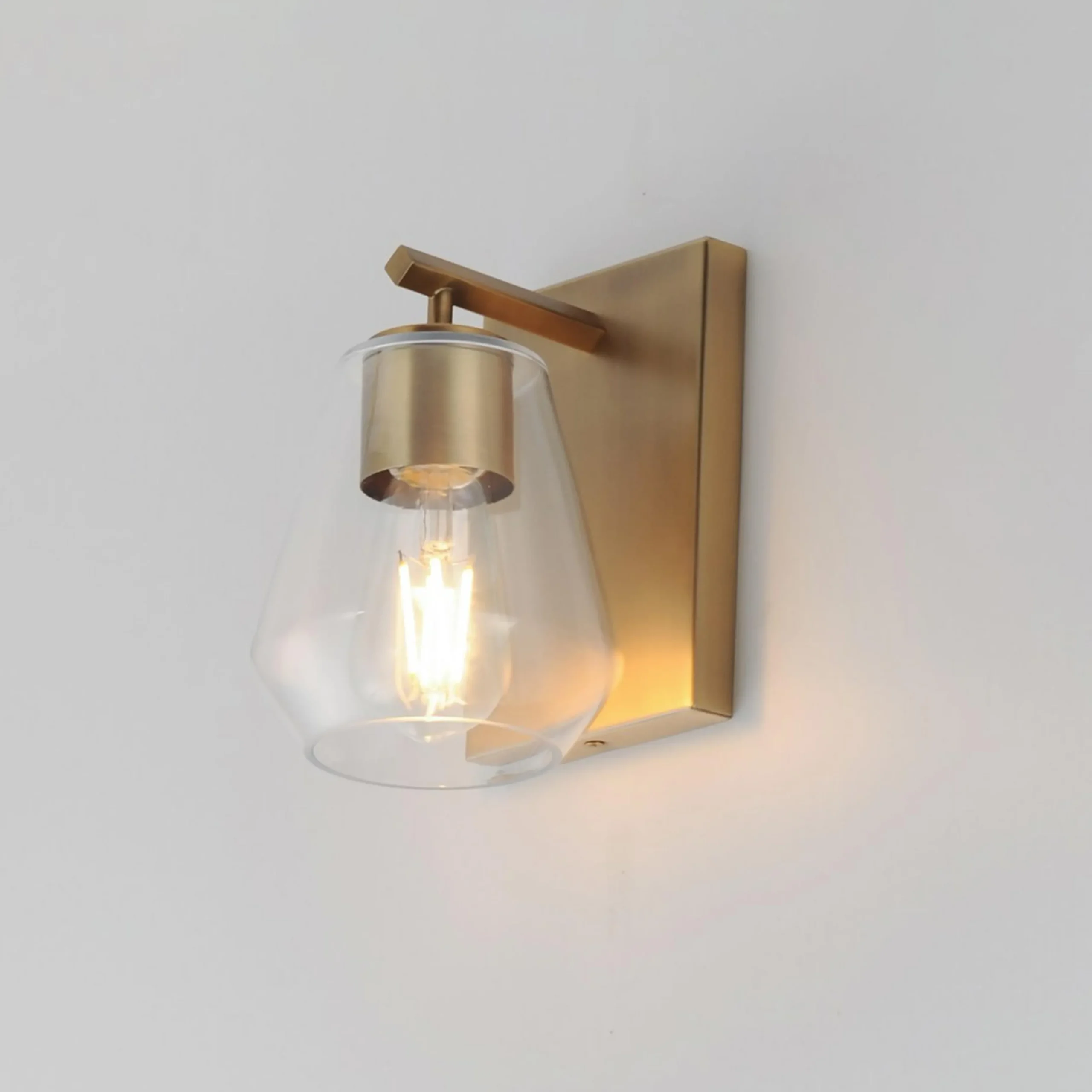 Adamas Bath Sconce