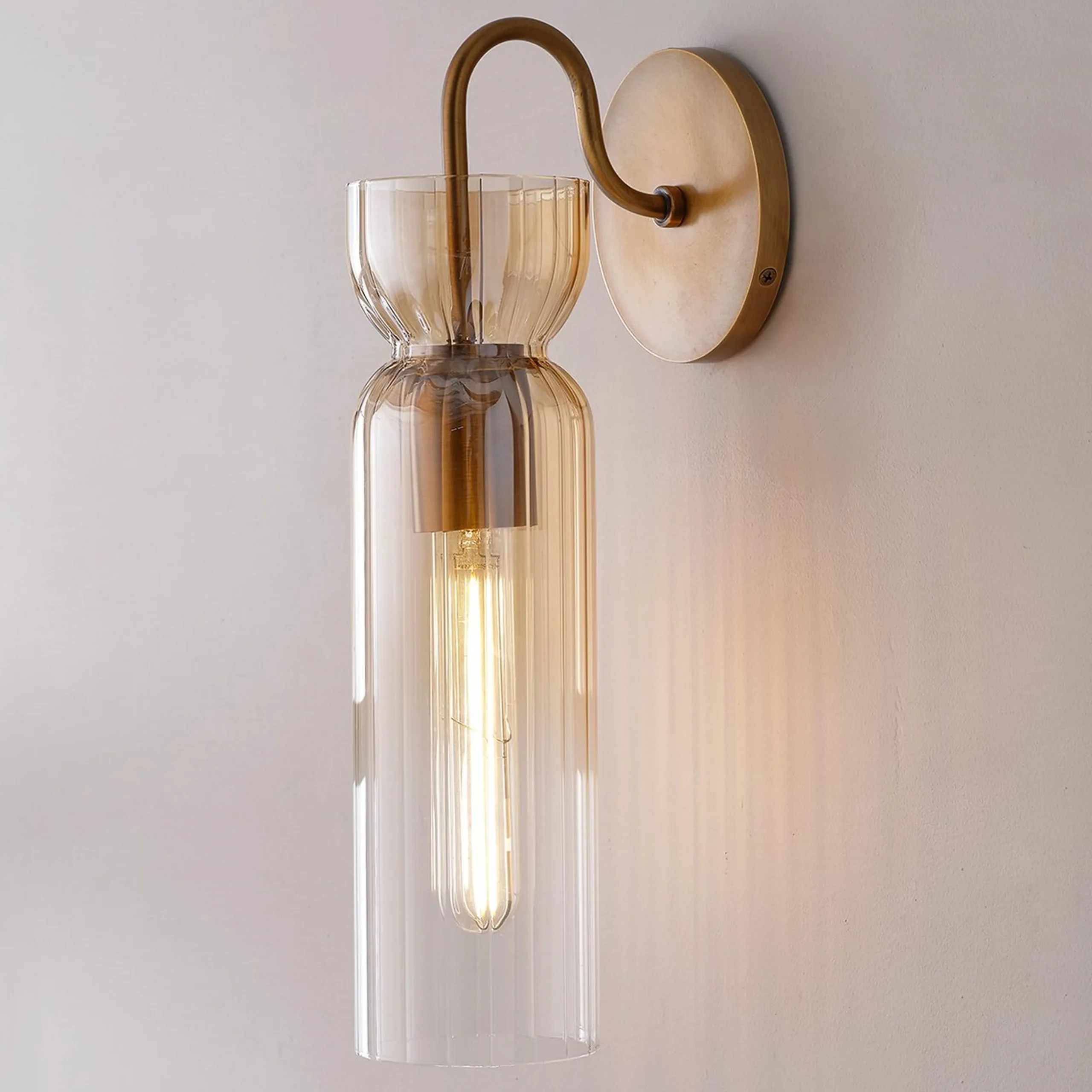 Aminah Sconce