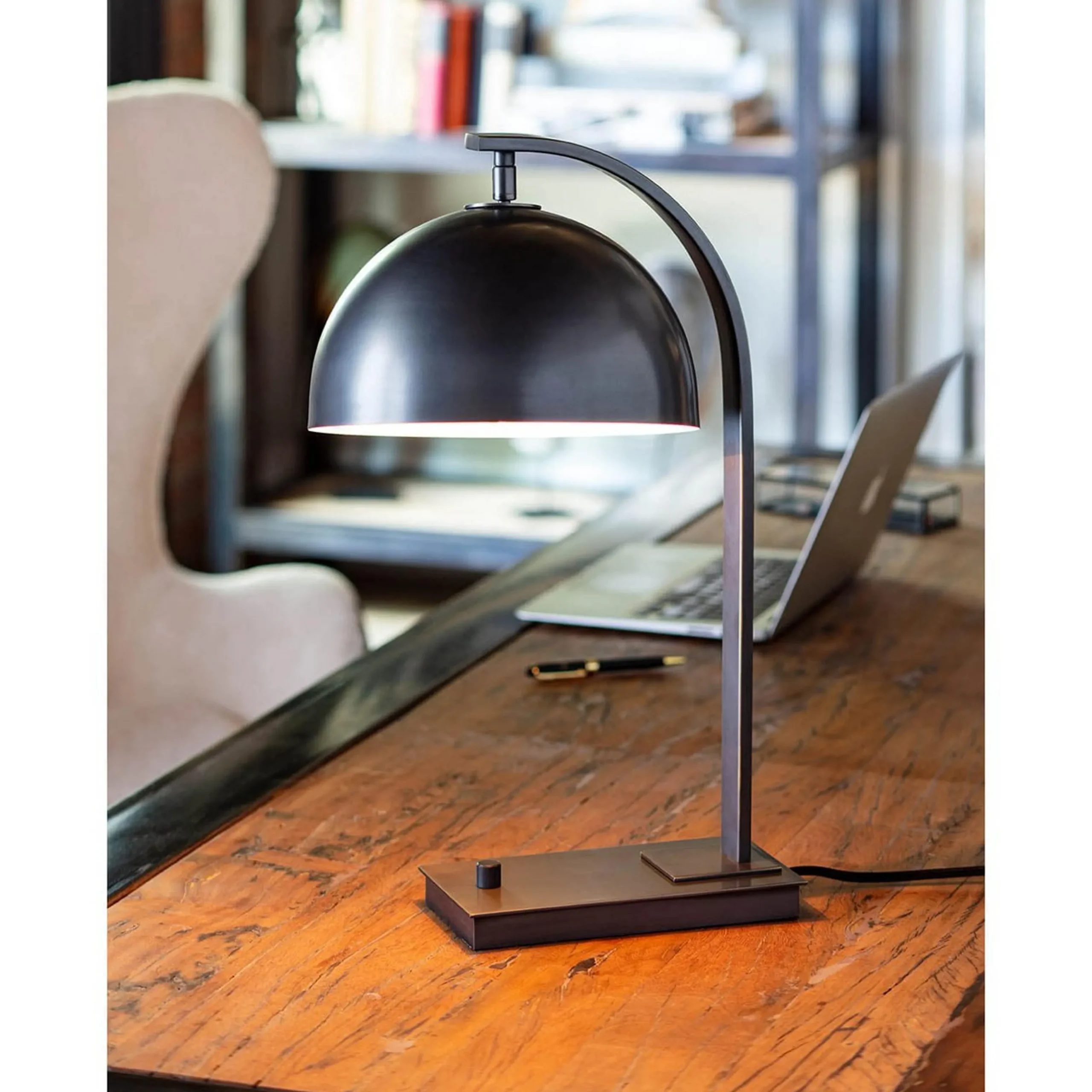 Arnold Table Lamp