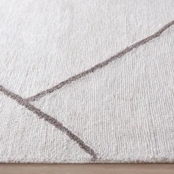 Ashfall Hand-Hooked Indoor/Outdoor Rug