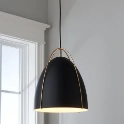 Bentlee Pendant - Medium