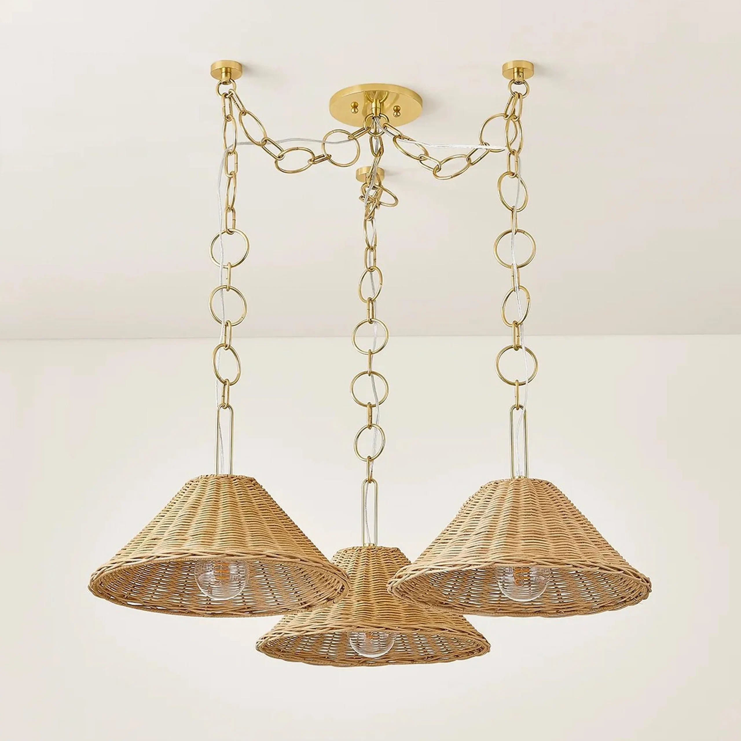 Bergenia Chandelier