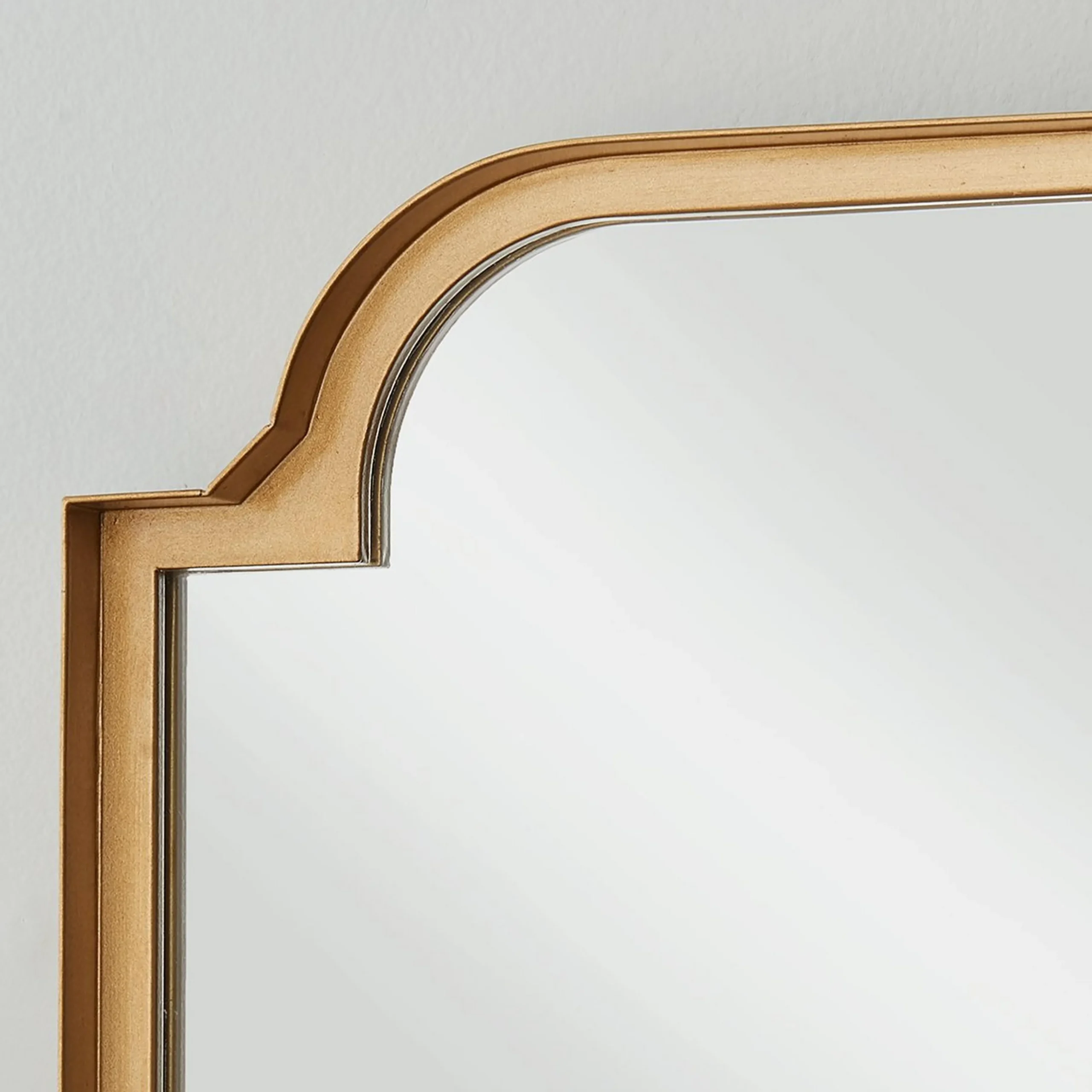 Blanche Mirror