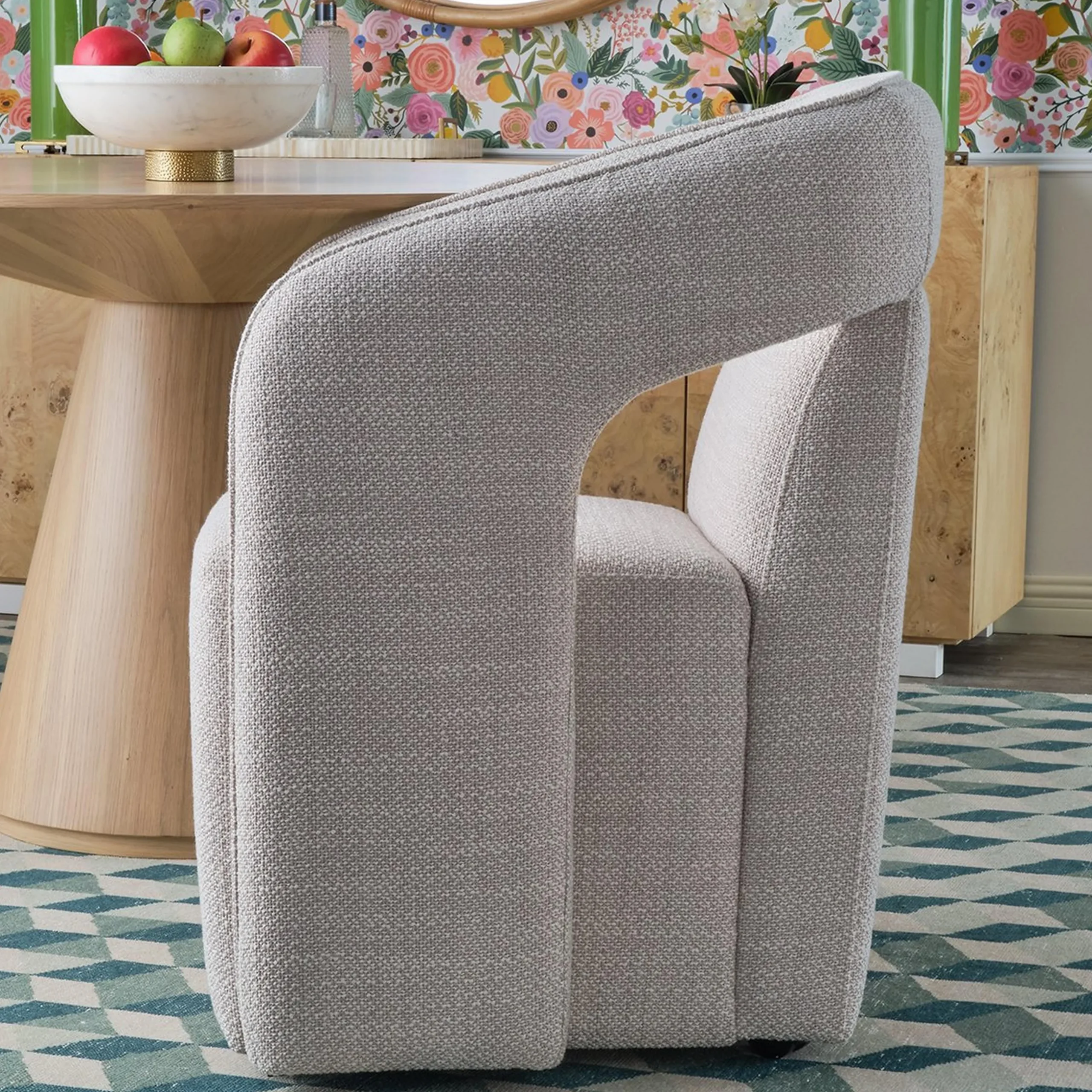 Caballito Rolling Dining Chair