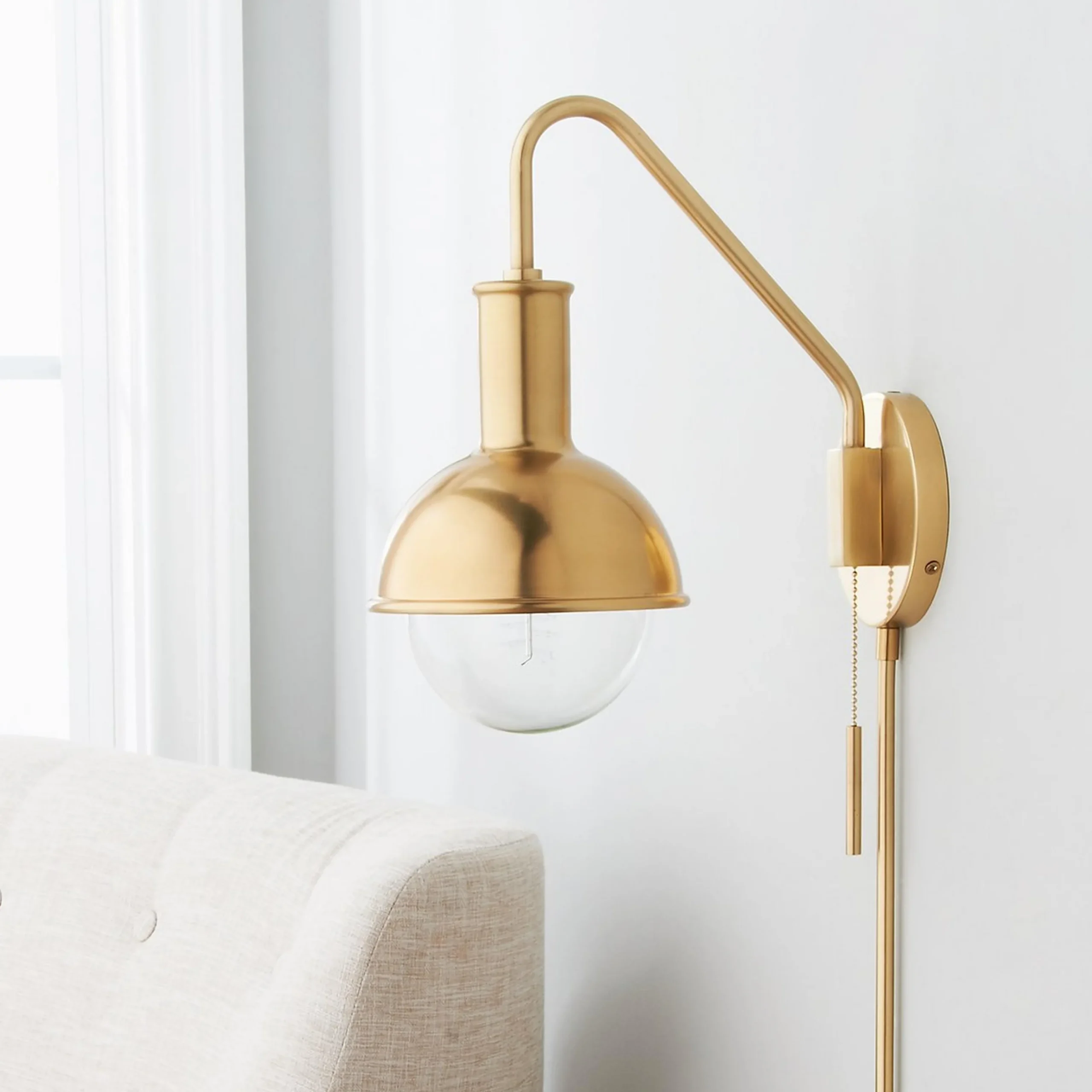 Capped Globe Swing Arm