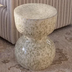 Carpal Garden Stool