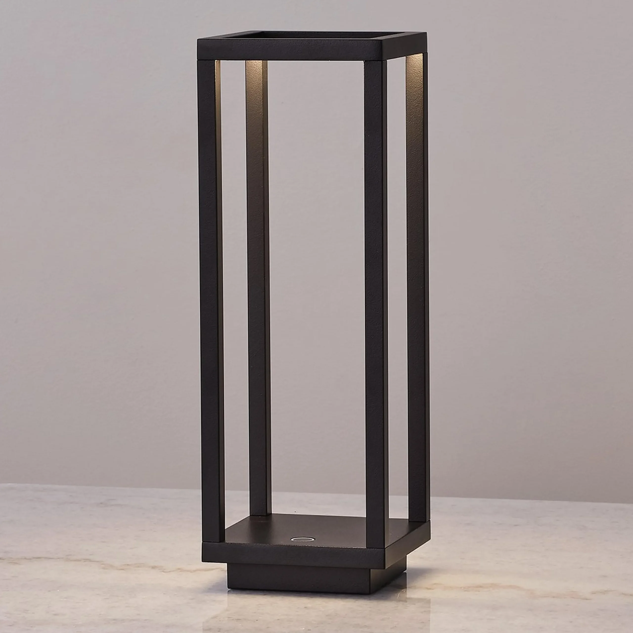 Charain Cordless Table Lamp