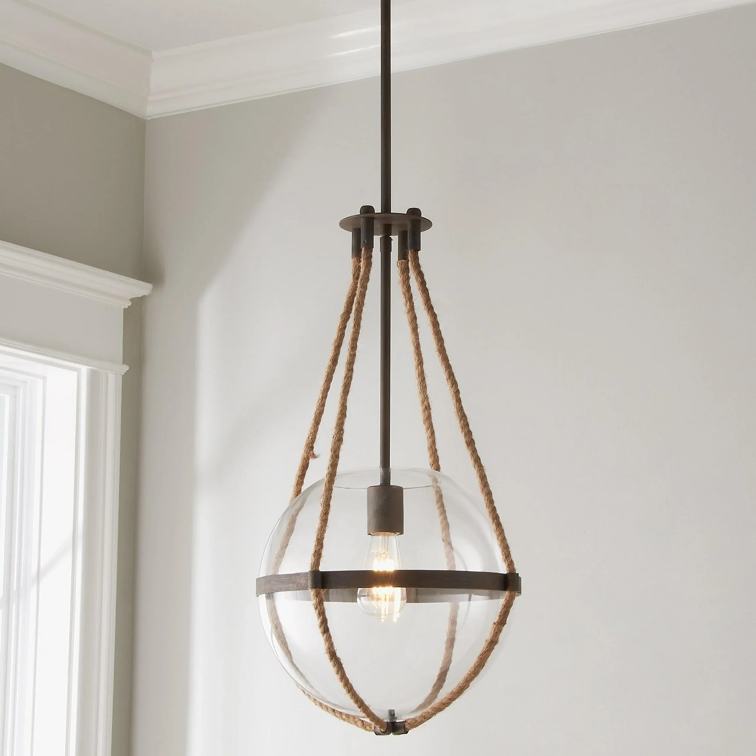 Coastal Cottage Rope Globe Pendant