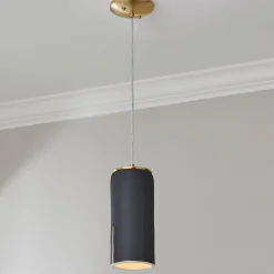 Dos Aletas Pendant