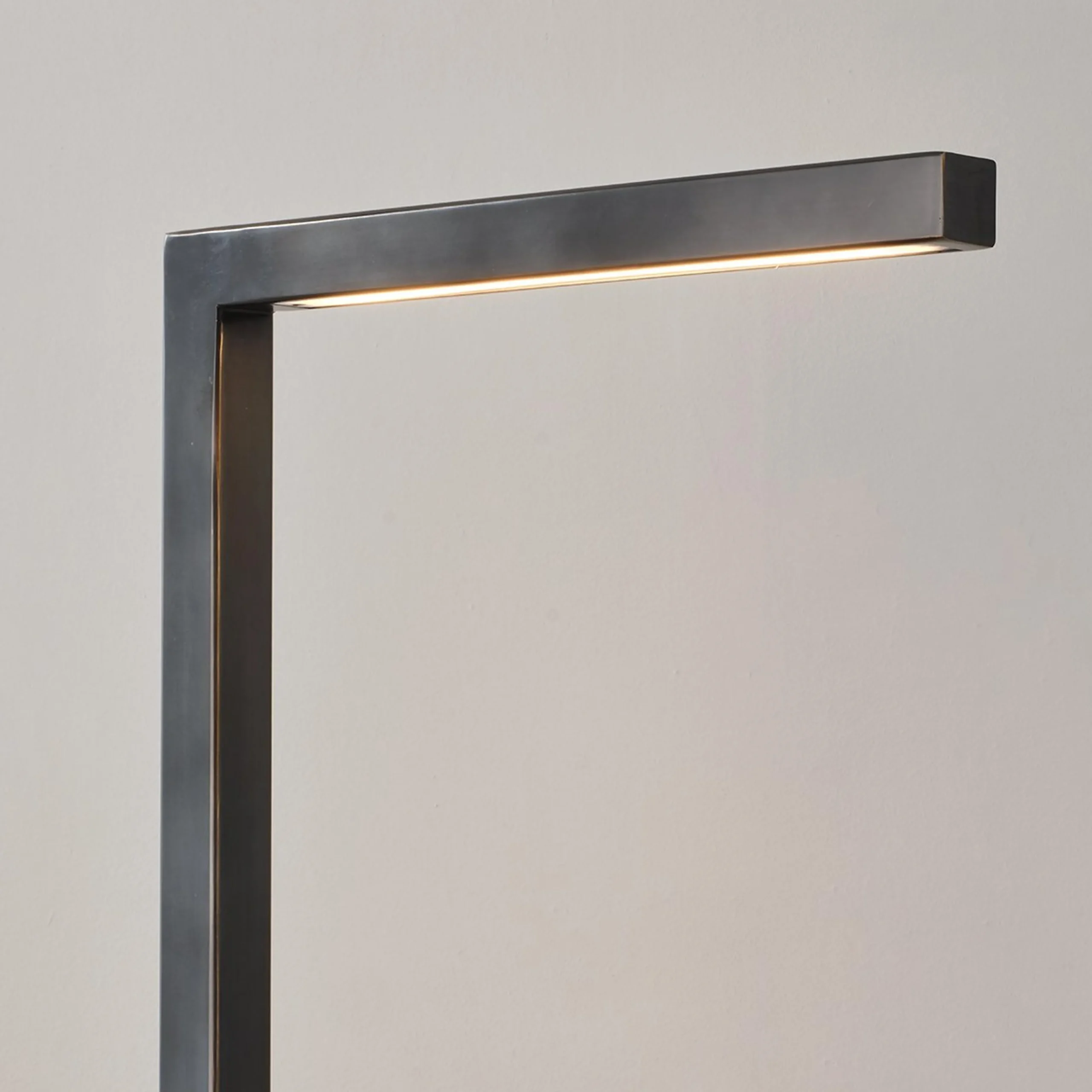 Eccles Floor Lamp