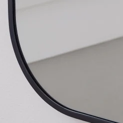 Elias Mirror