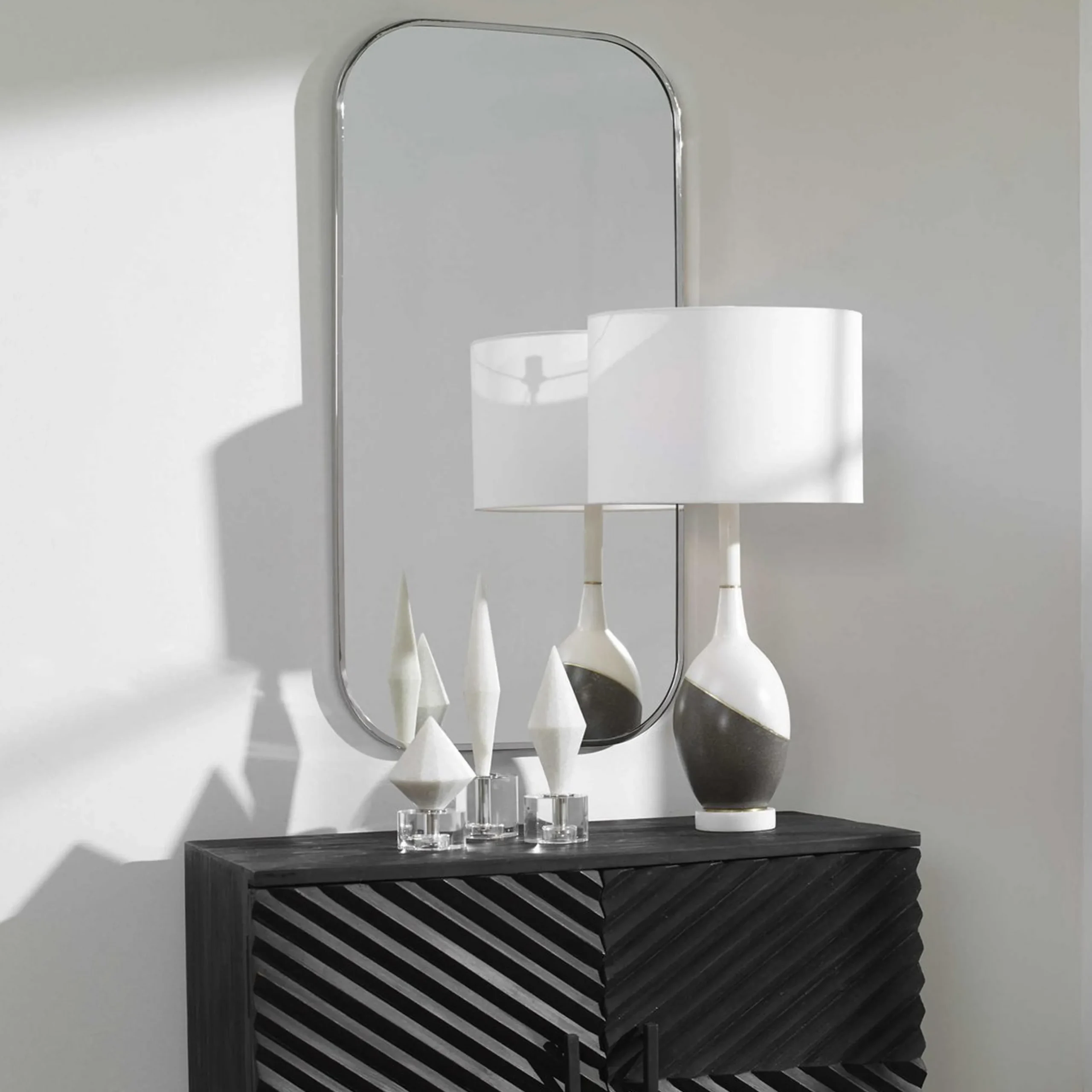 Elias Mirror