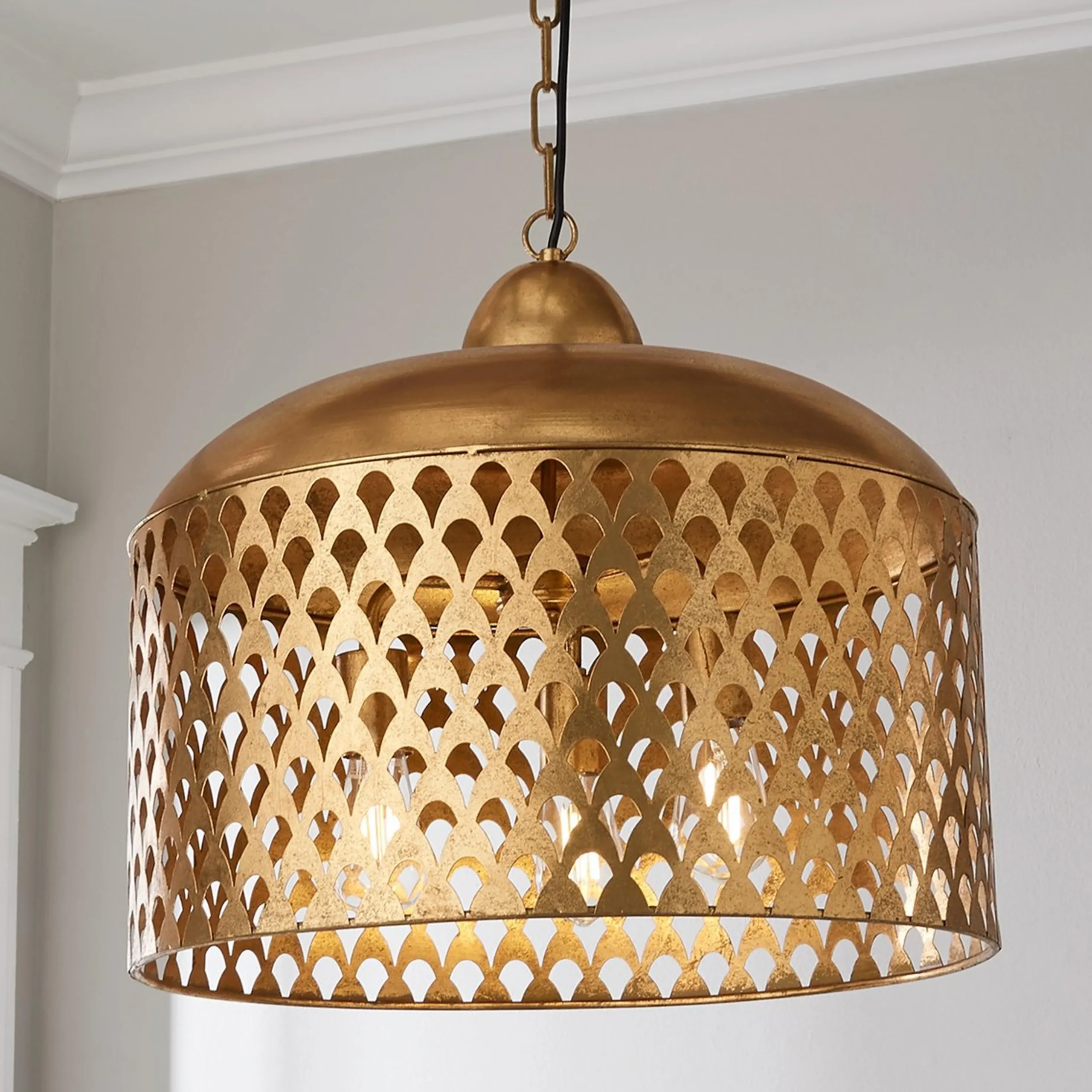 Fan Screen Metal Pendant