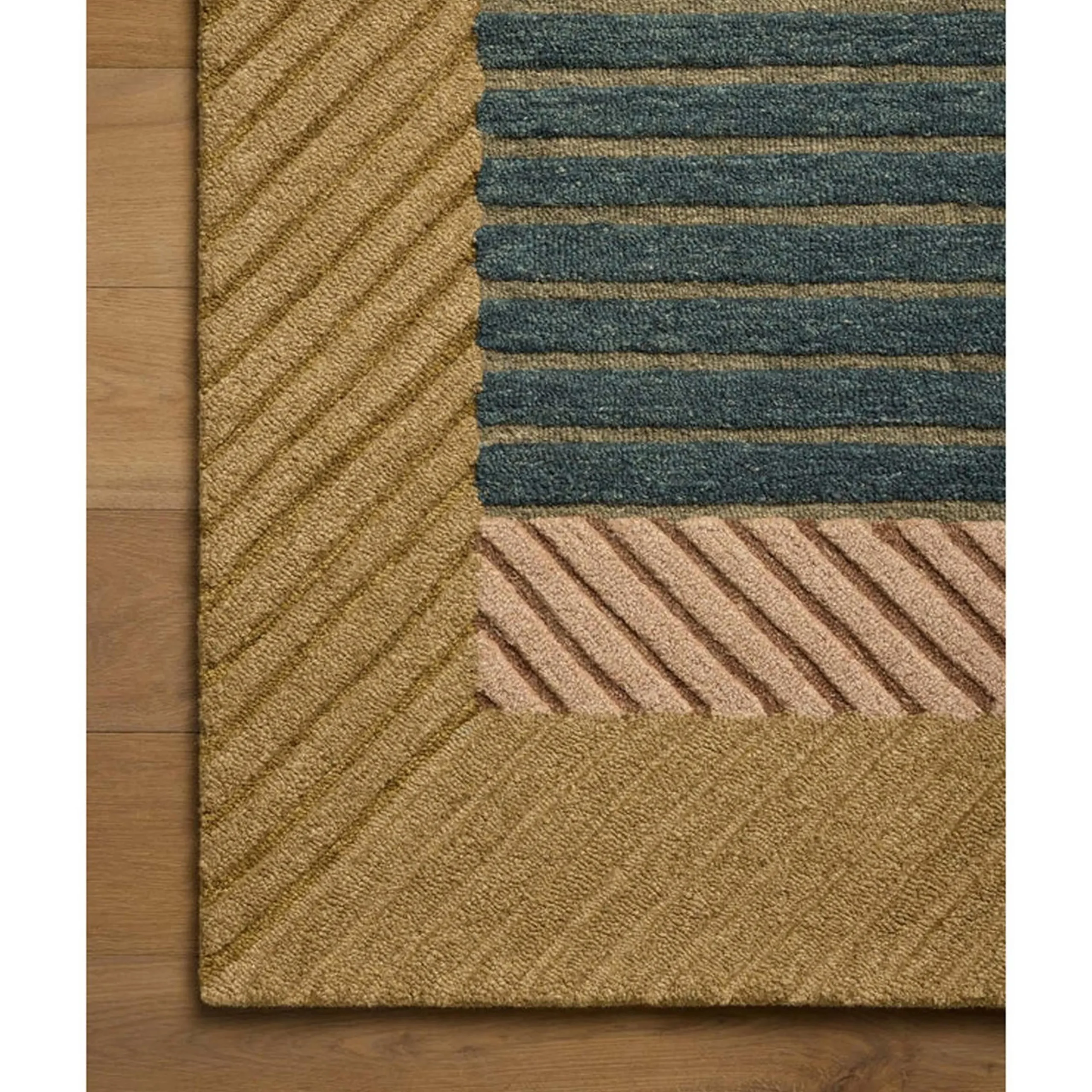 Glaucia Hand-Tufted Rug