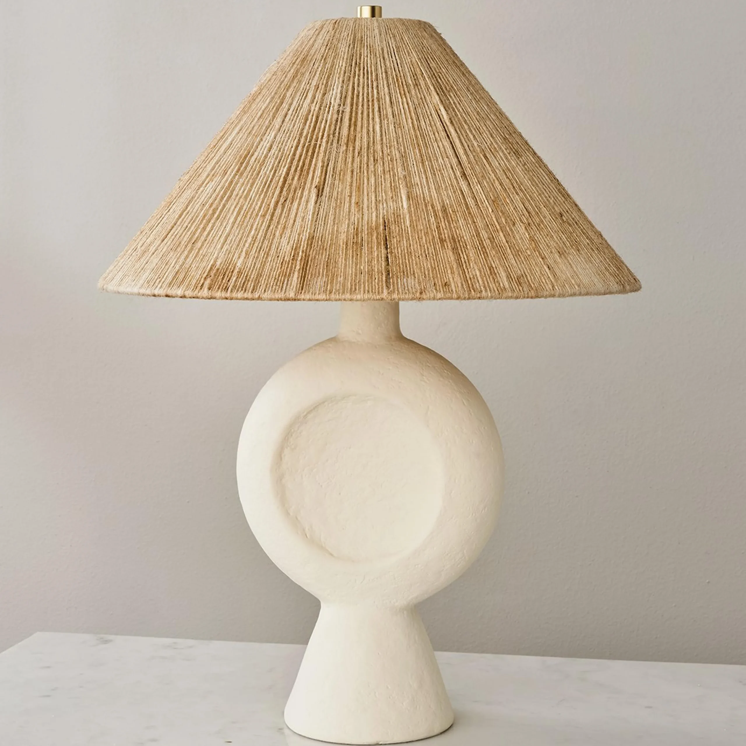 Gotu Table Lamp