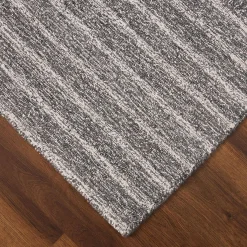 Hagueman Hand-Hooked Indoor / Outdoor Rug
