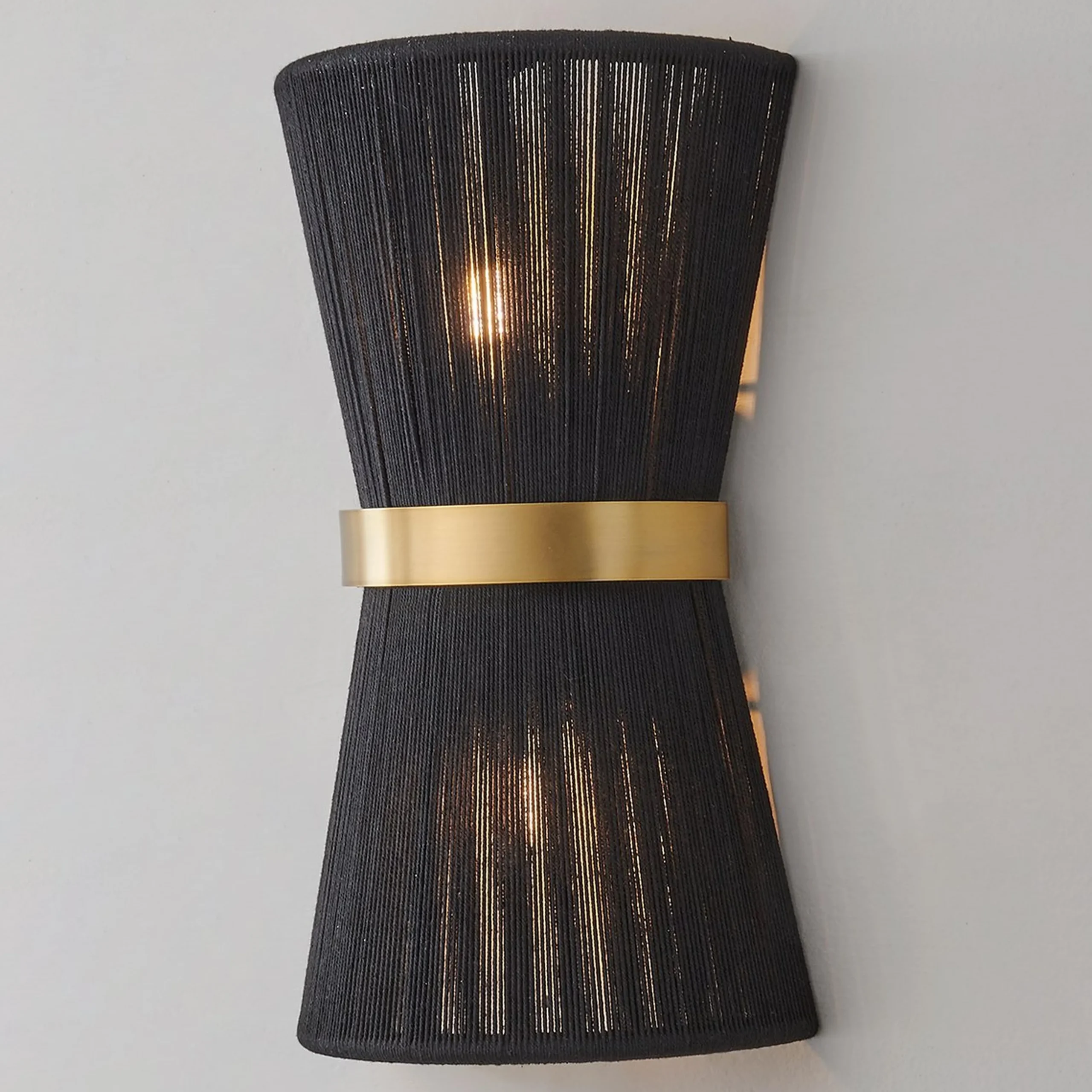 Halia Sconce