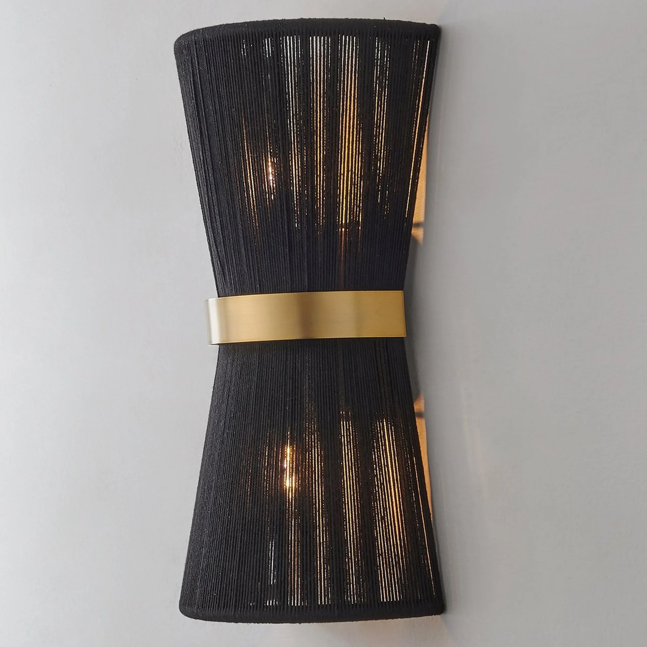 Halia Sconce