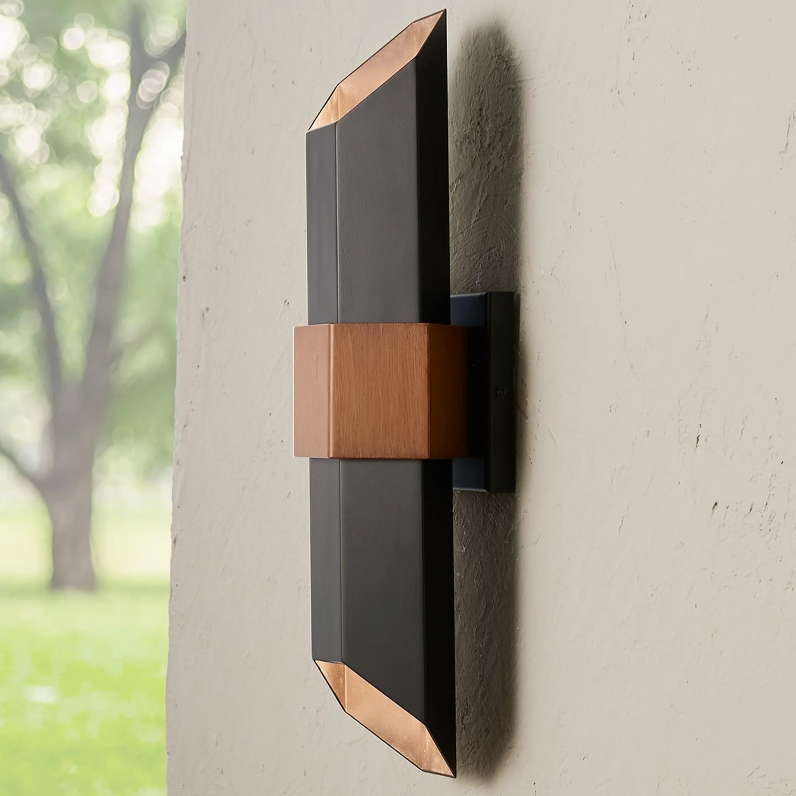 Helmsley Outdoor Sconce - Large