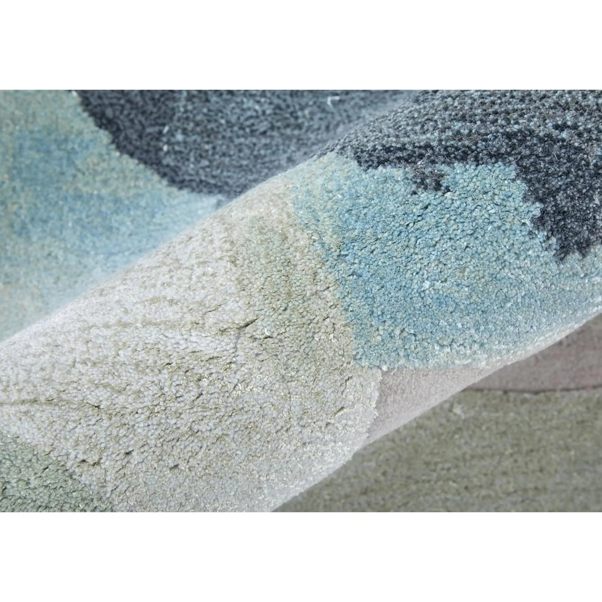 Herschel Hand-Tufted Rug