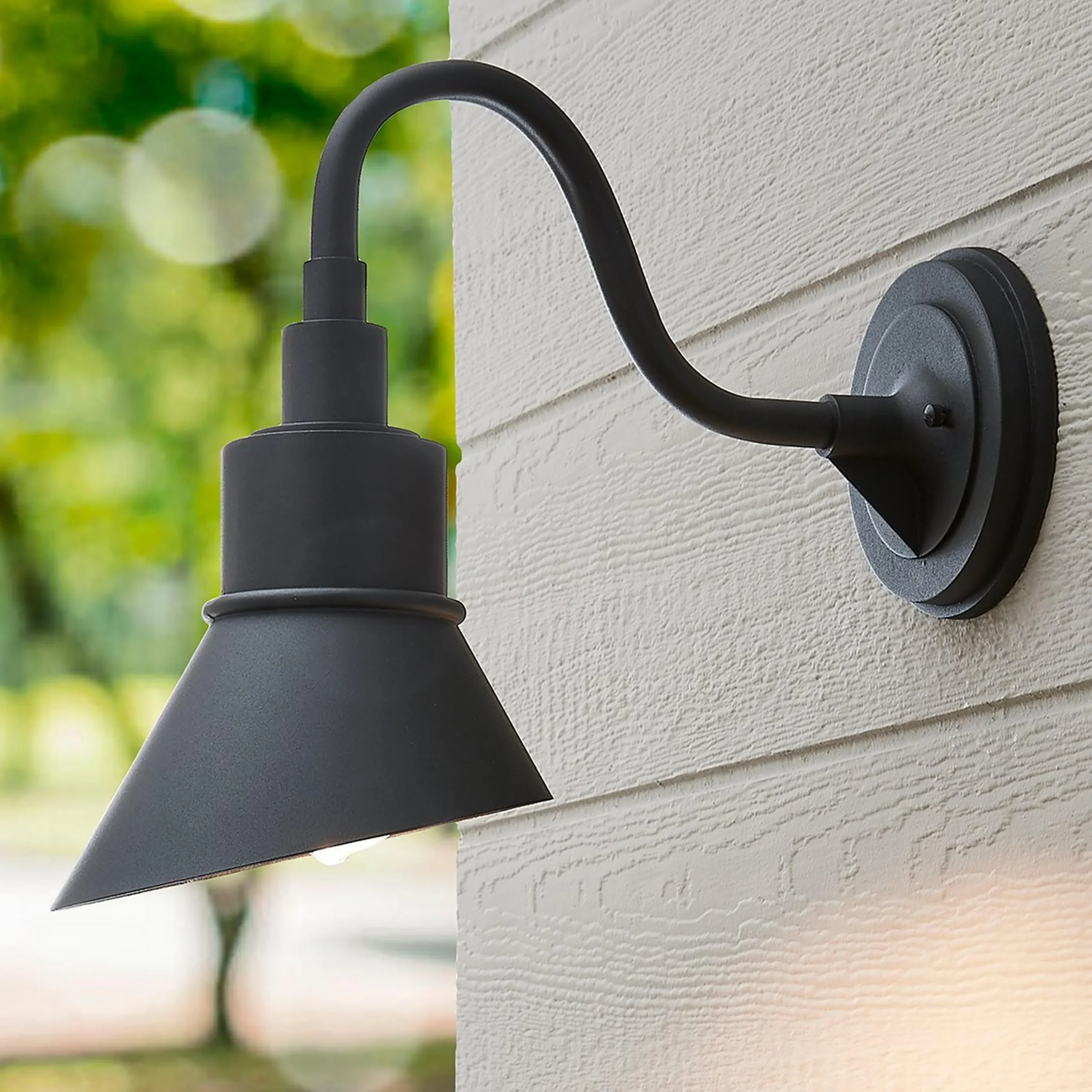Hunter Outdoor Sconce - Small