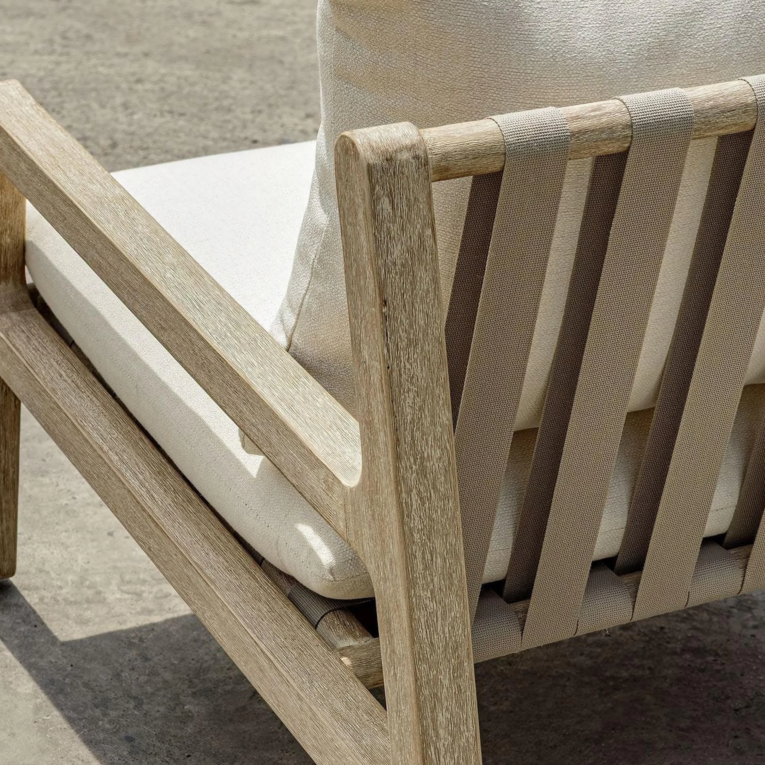 Inanna Indoor / Outdoor Lounge Chair