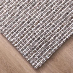 Janice Hand-Hooked Indoor/Outdoor Rug