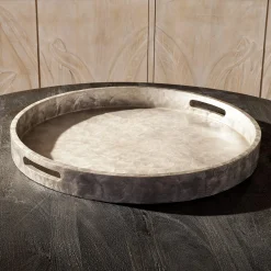 Larissa Tray