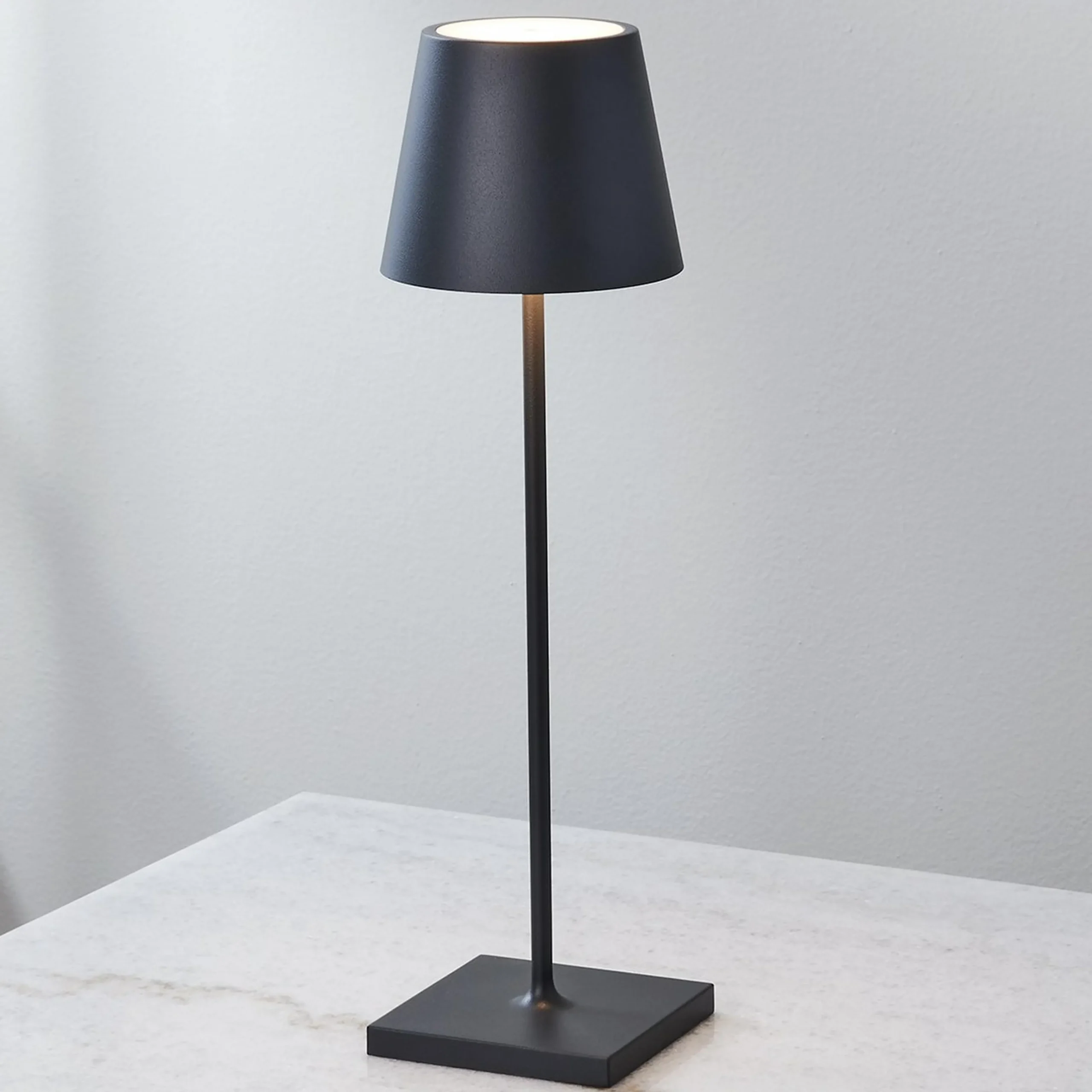 Lucy Cordless Table Lamp