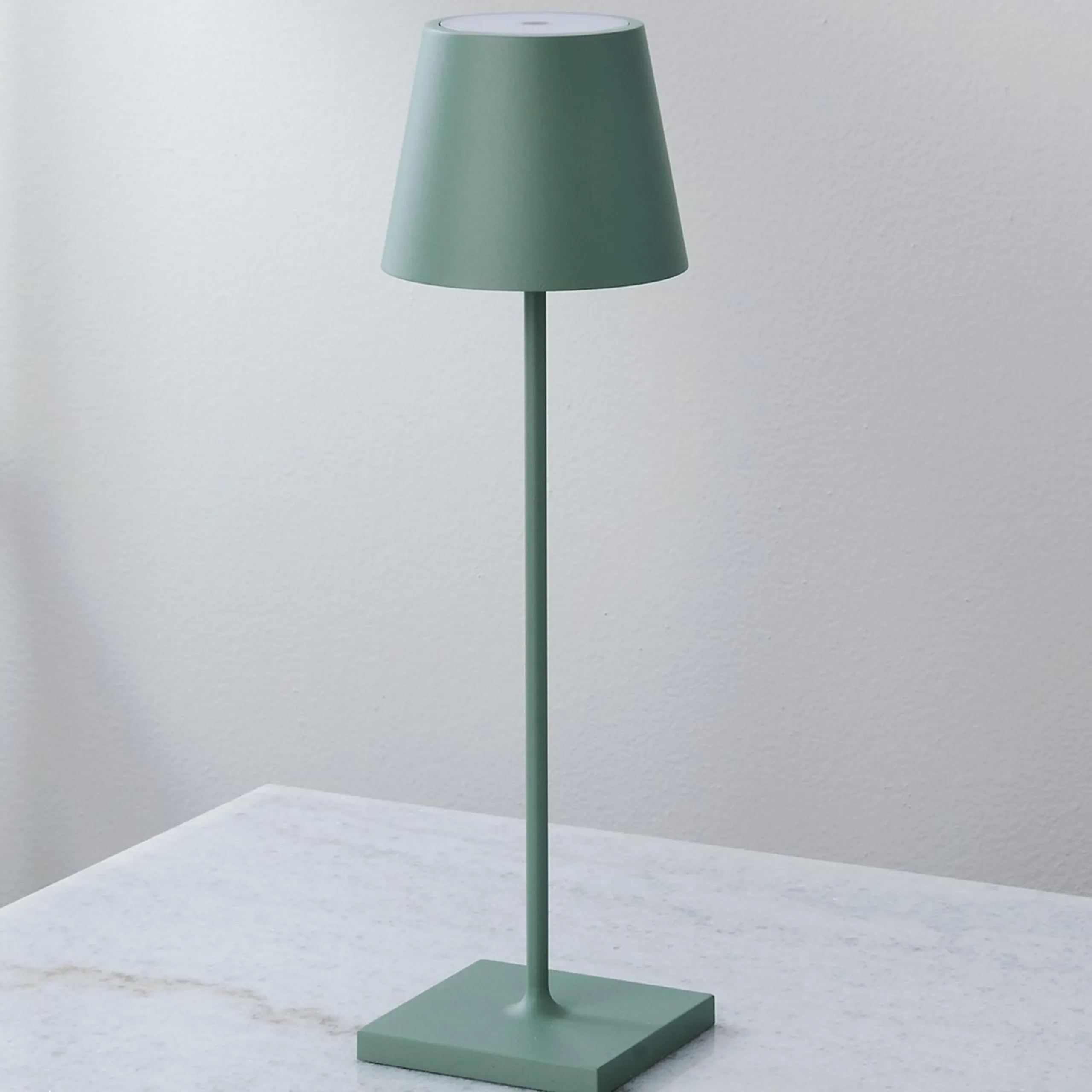 Lucy Cordless Table Lamp
