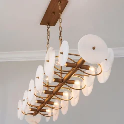 Lumovas Island Chandelier