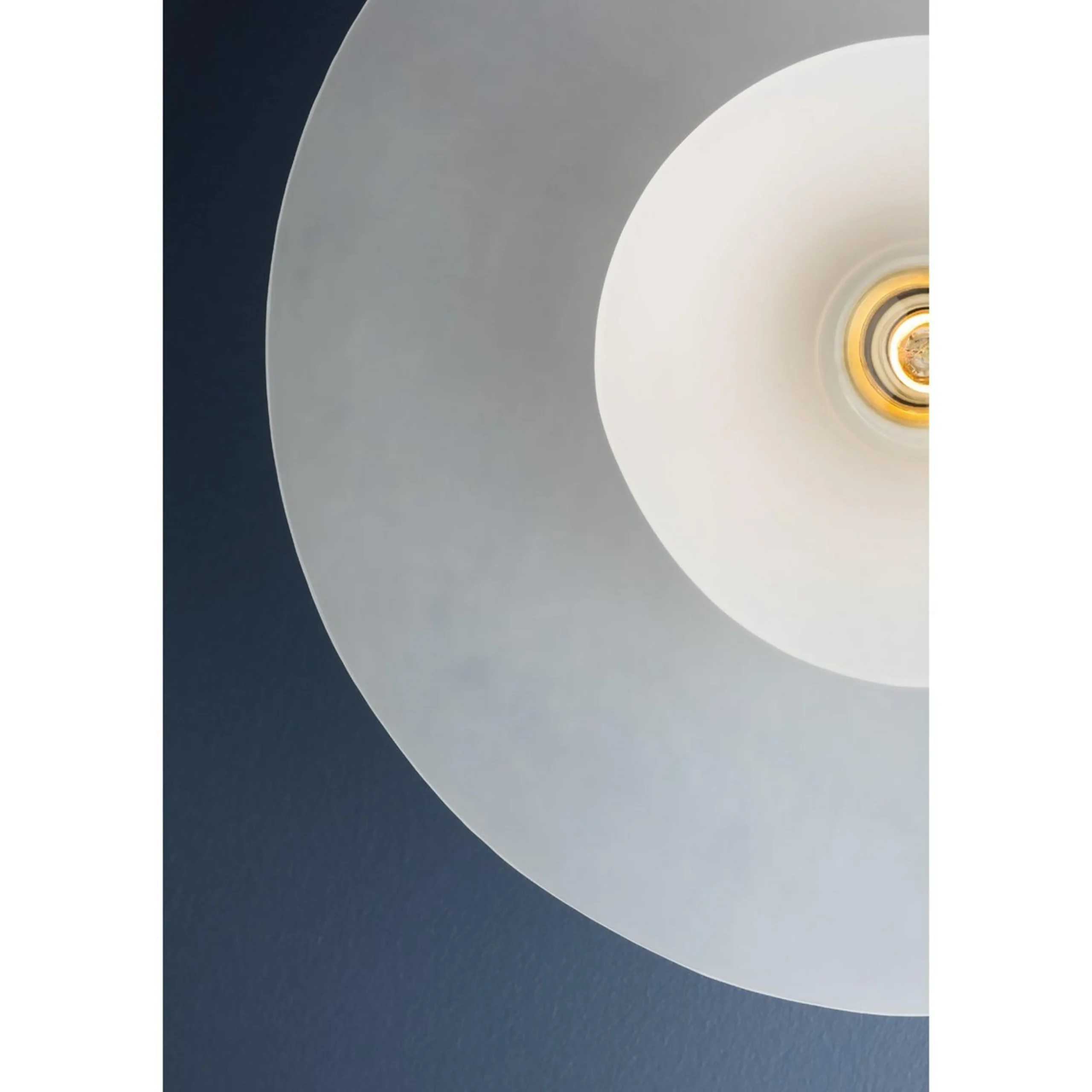 Maganda Ceiling Light