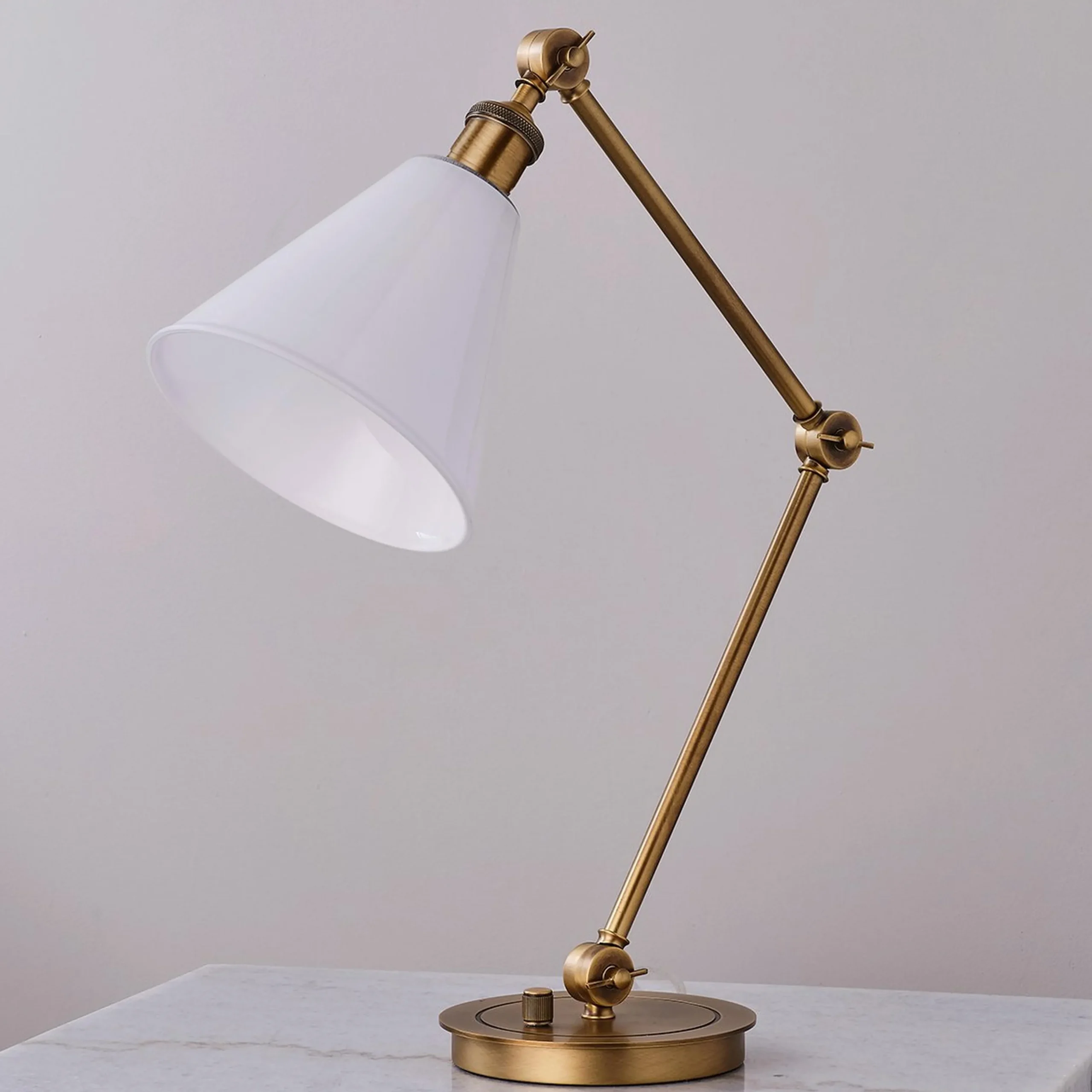 Milo Desk Lamp