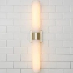 Minimal Chic Bath Sconce