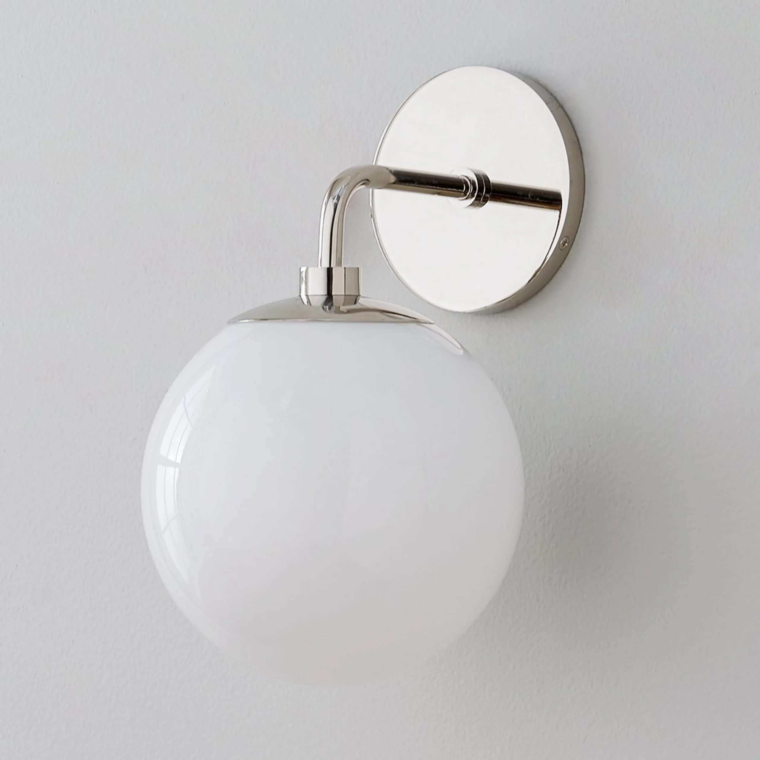 Minimalist Globe Sconce - 1 Light