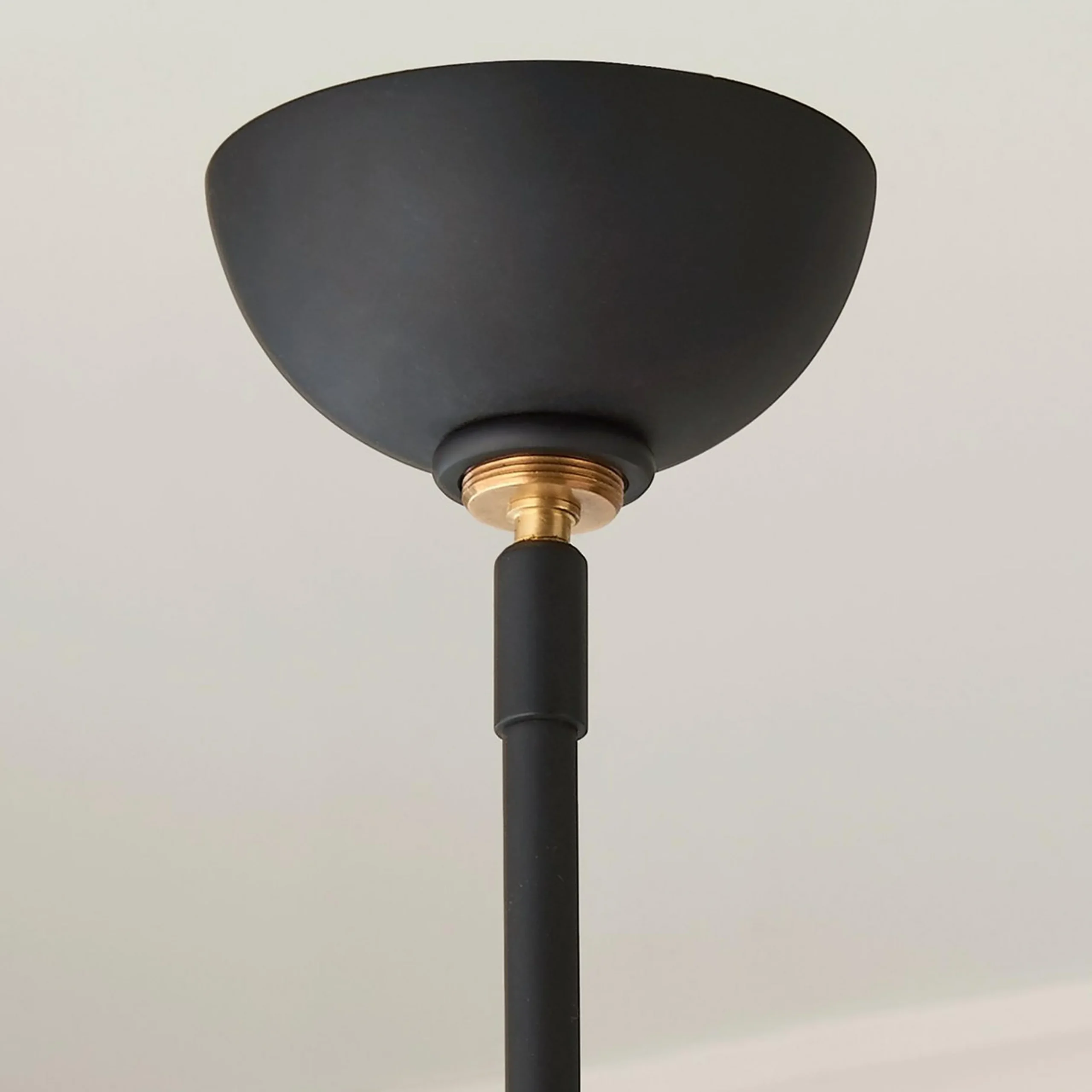 Modelesque Modern Pendant - Medium