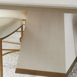 New York Chic Dining Table