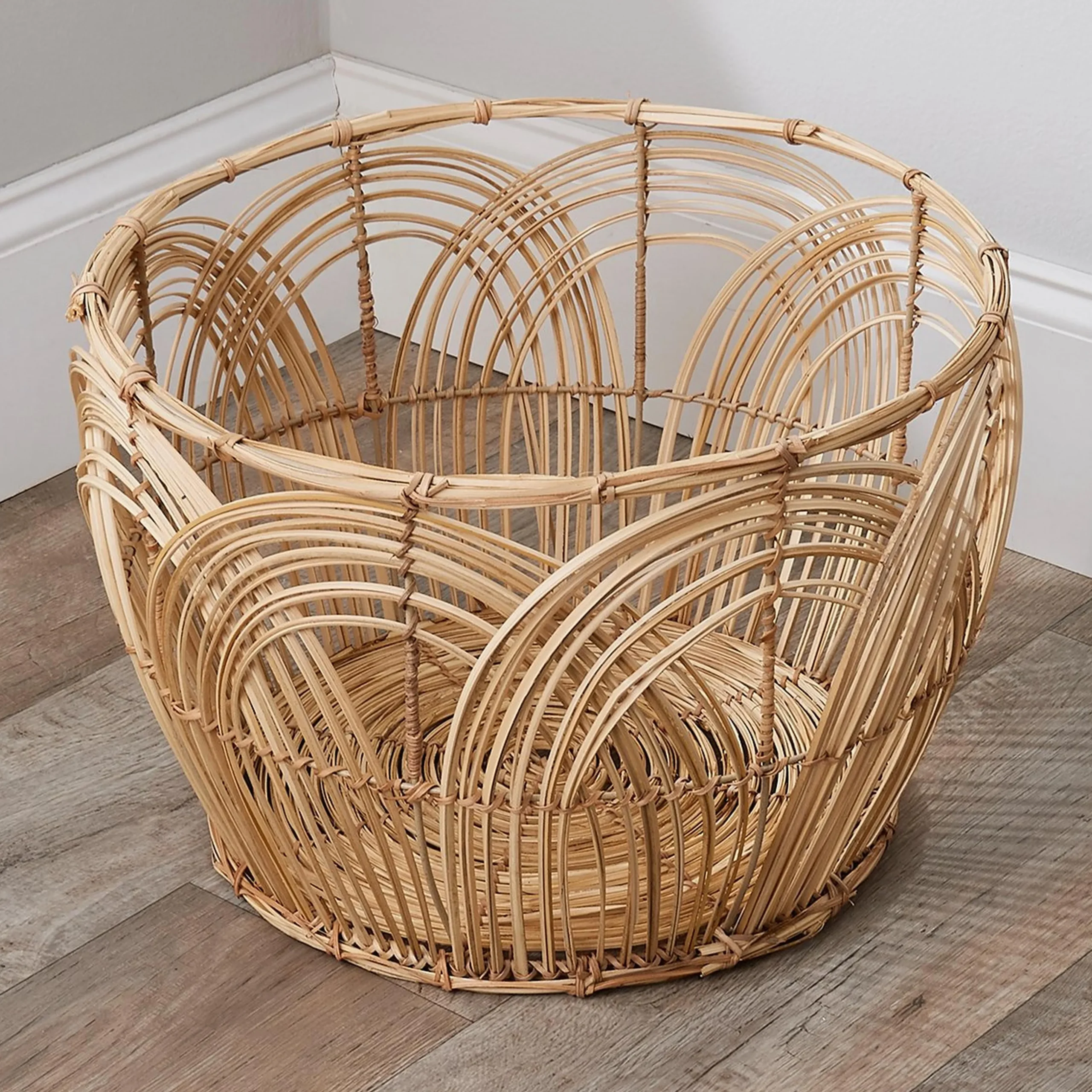 Open Weave Seagrass Basket