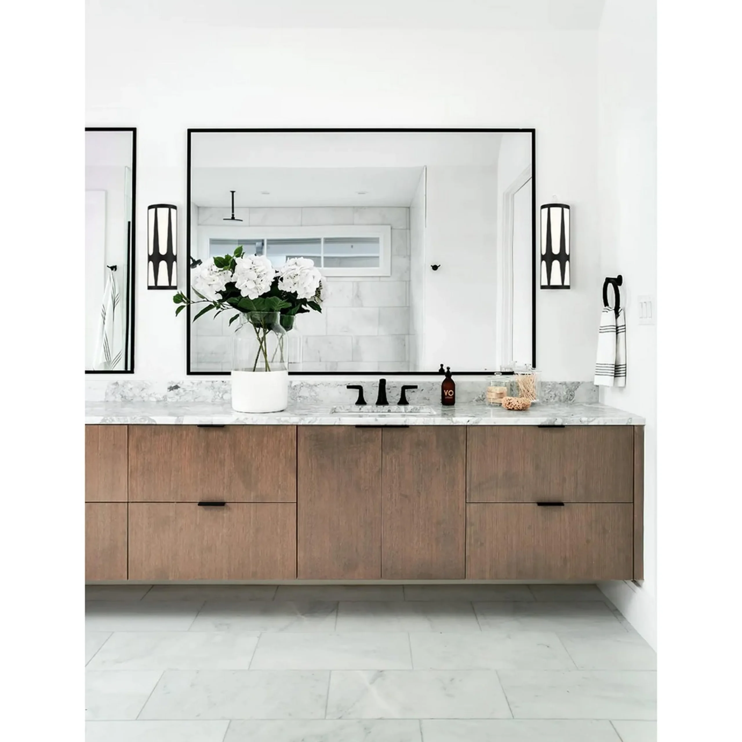 Patterned Abelia Sconce