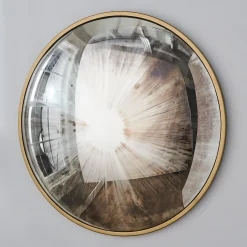 Pehtra Mirror
