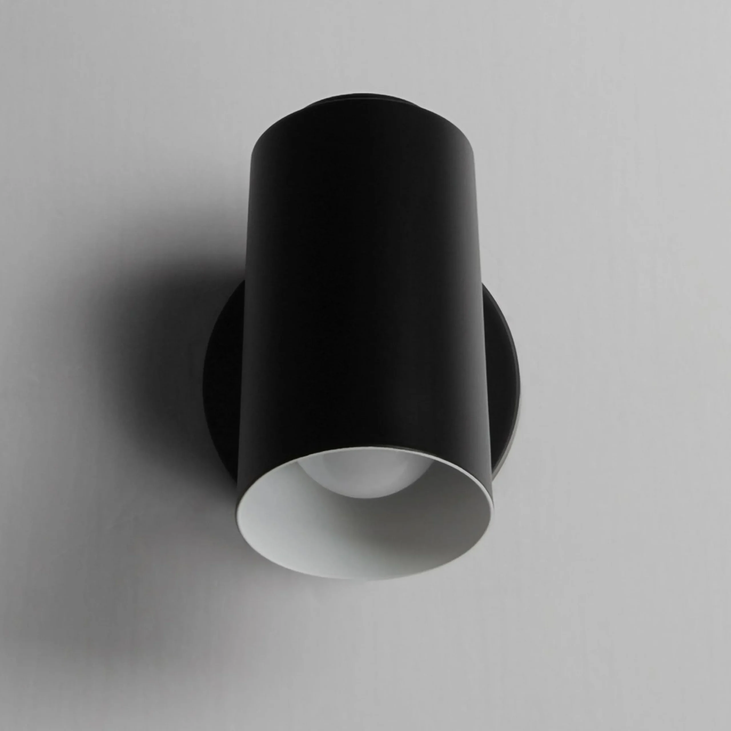Single Spotlight Outdoor Sconce - Cylindrical