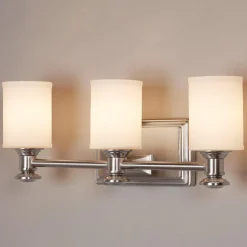 Traditional Urban Vanity Light - 3 Light