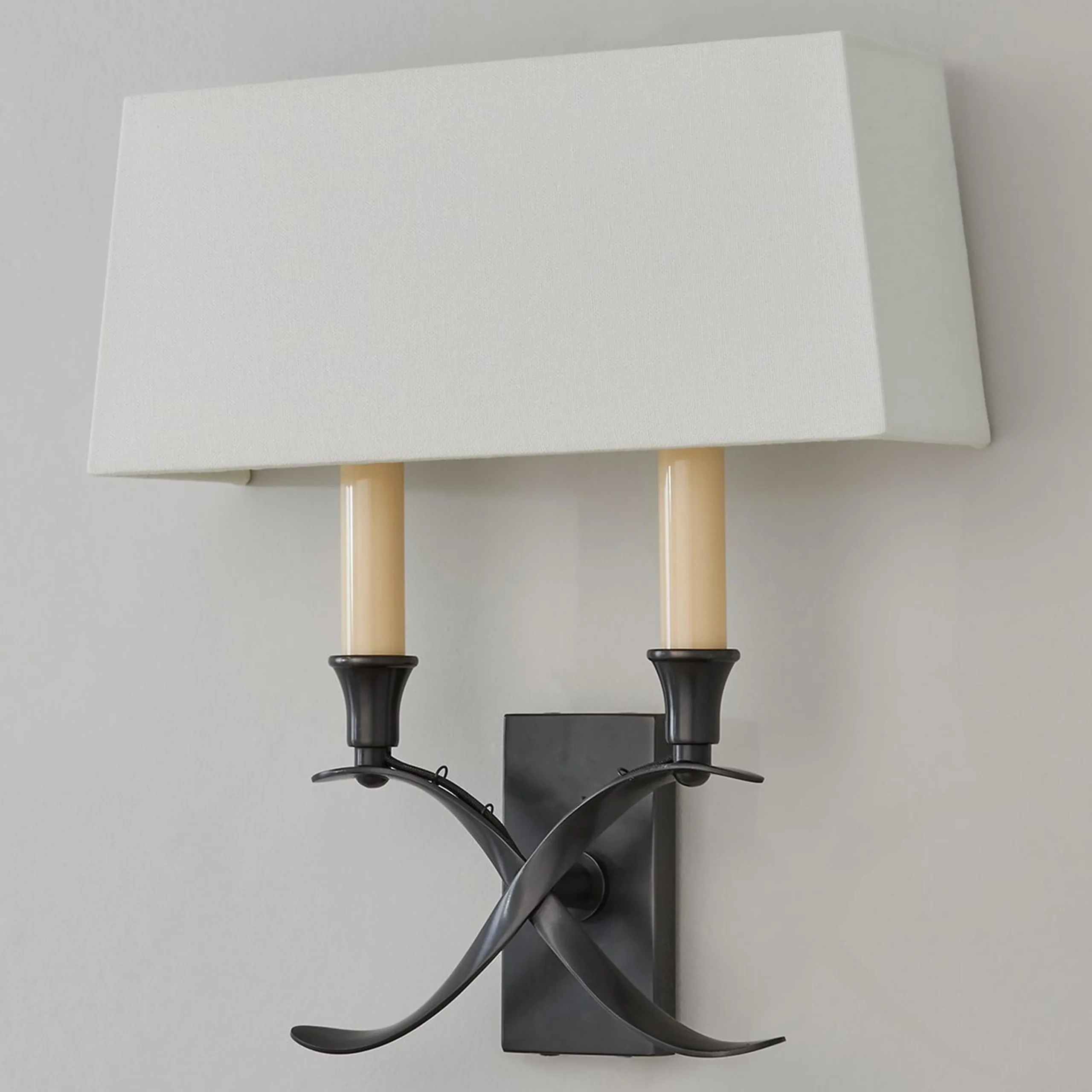 Transitional 'X' Wall Sconce with Shade - 2 Light