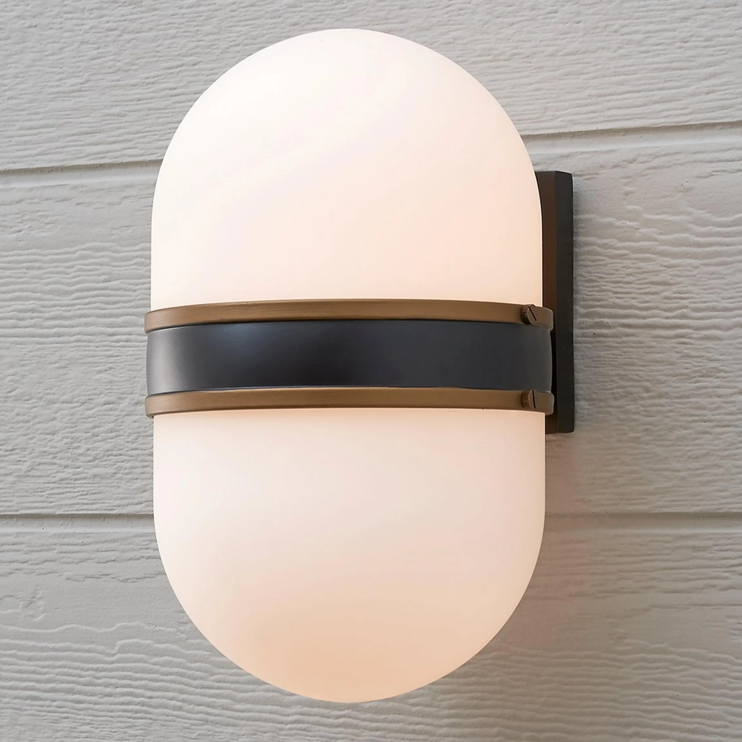 Tri Band Outdoor Sconce - Large