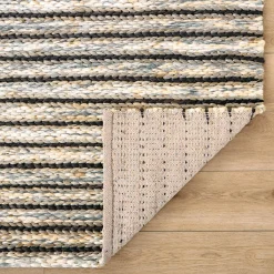 Usulutan Handwoven Indoor / Outdoor Rug