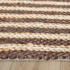 Usulutan Handwoven Indoor / Outdoor Rug