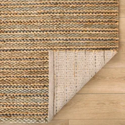 Usulutan Handwoven Indoor / Outdoor Rug