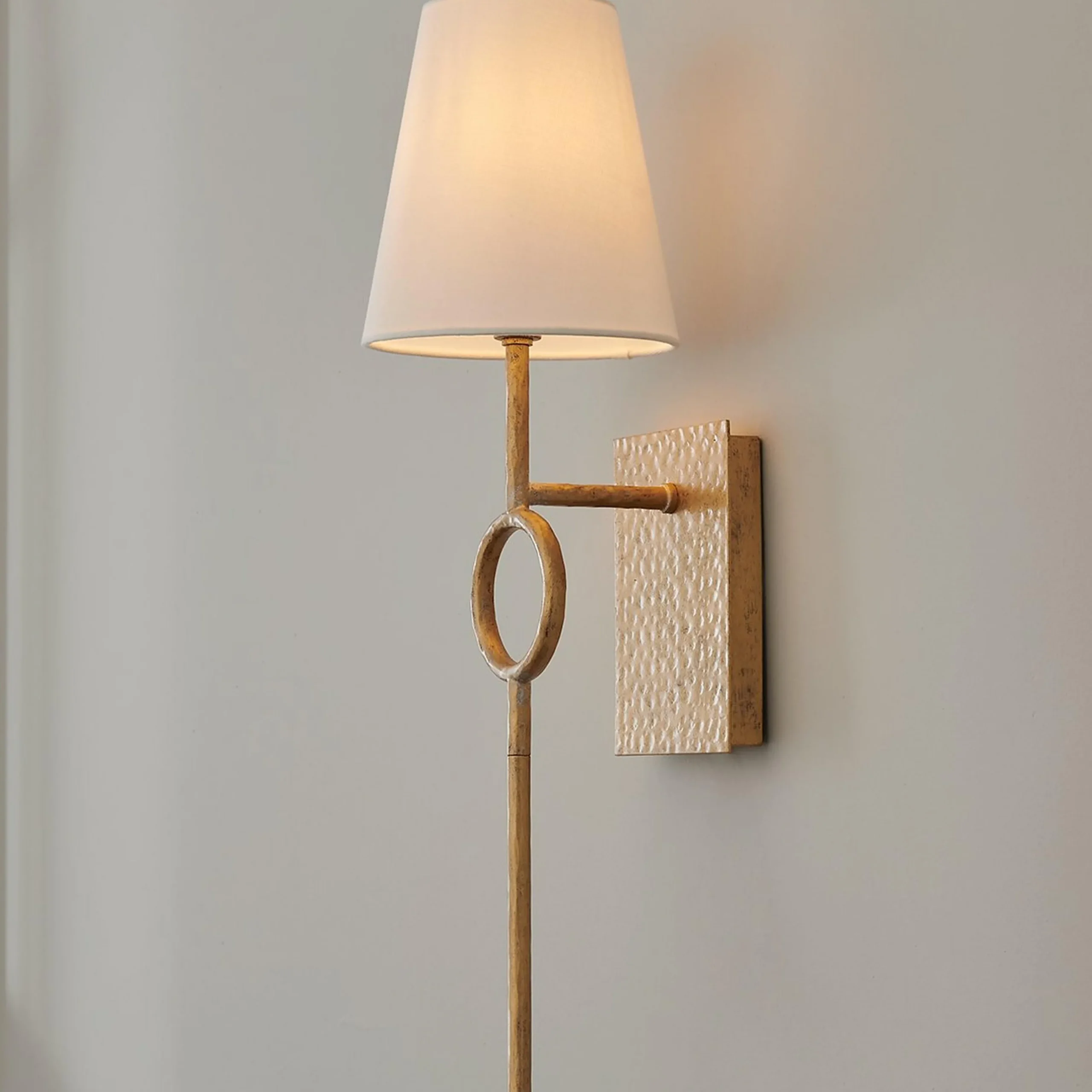 Vivalda Ring Sconce